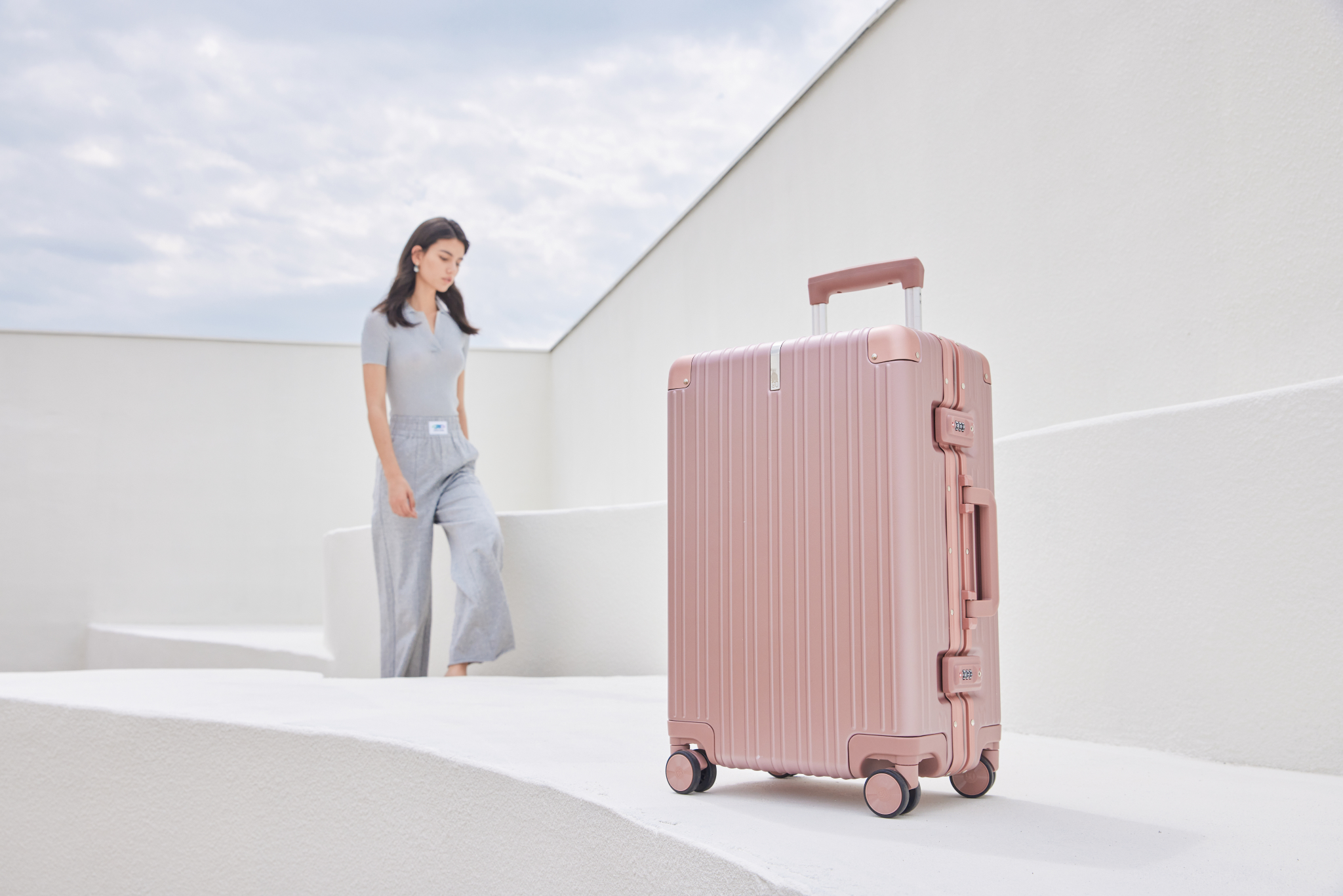 Jaki wymiar walizki do samolotu? Praktyczny przewodnik dla podróżnych