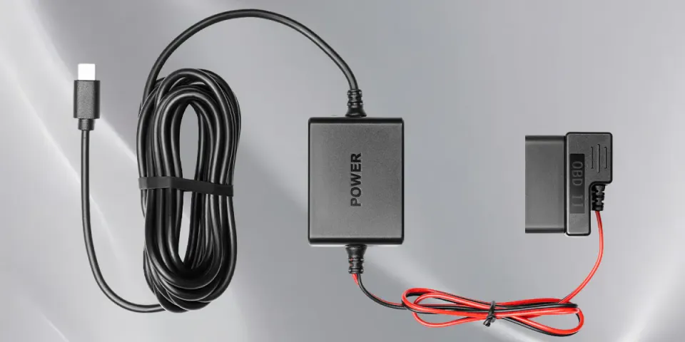 Adapter zasilania 70mai OBD-II – recenzja. Aktywacja trybu parkingowego i ochrona akumulatora bez wysiłku